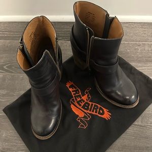 Freebird bolo size 10 black booties